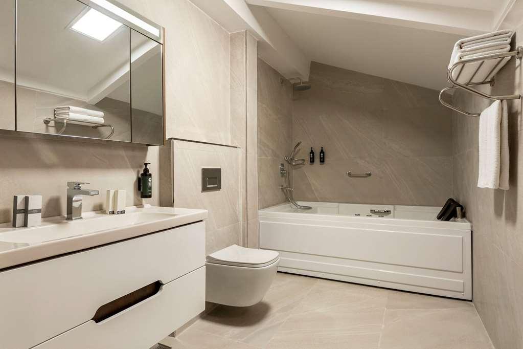 Operla Airport Hotels, Tm Istanbul Bilik gambar